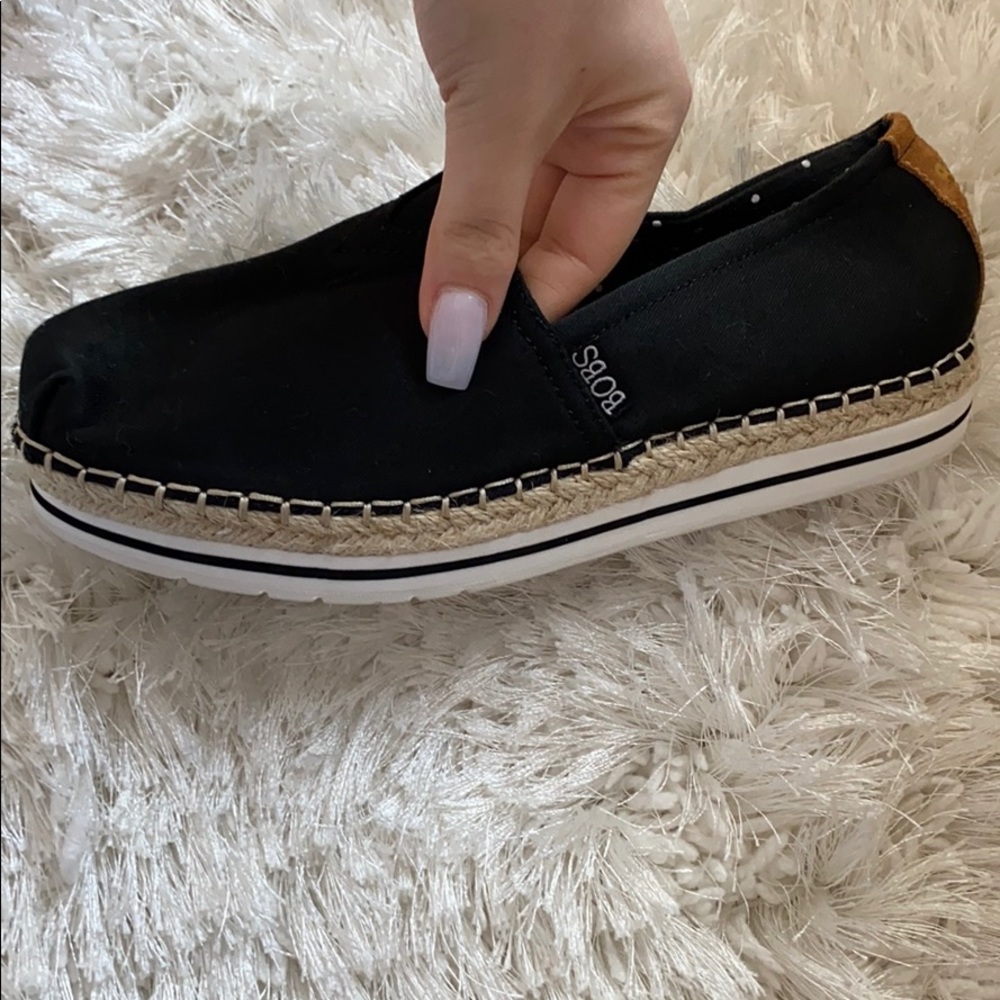 Sandals - Picture 3 of 4